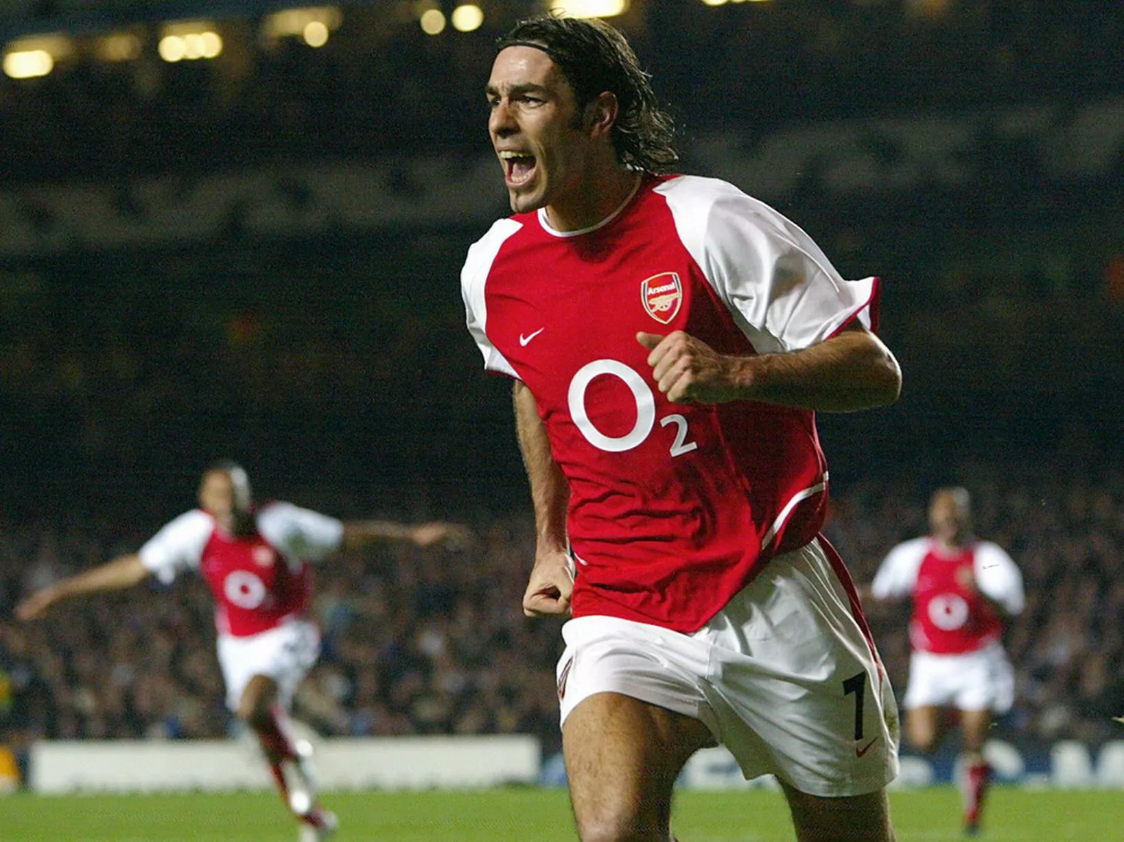 Robert Pires - Huyền thoại sống mãi trong trái tim người hâm mộ bóng đá